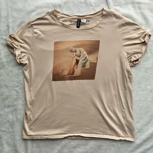 H&M Beige Graphic Short Sleeve Tee
